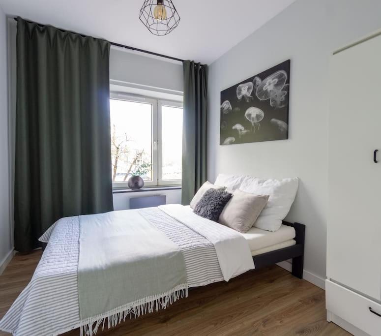 Roomsy - Siennicka Apartment *
